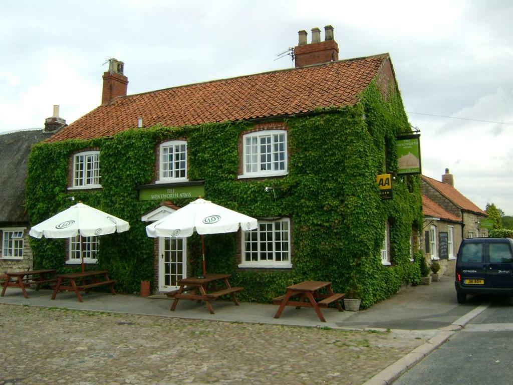 Wentworth Arms Hotel Malton Exterior photo